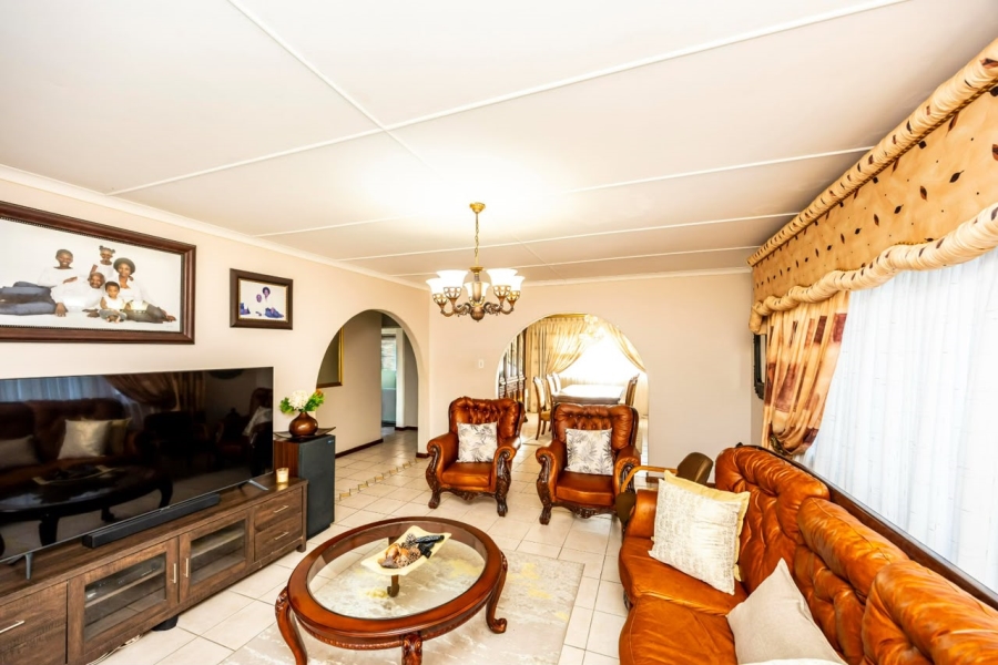 4 Bedroom Property for Sale in Beacon Bay Eastern Cape